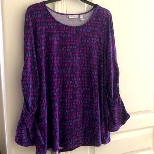 Susan Graver top. Bell cuff sleeve